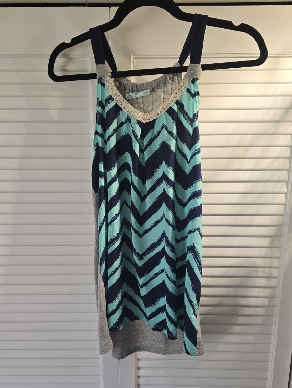 Maurices Aqua & Navy Crochet Trim Tank